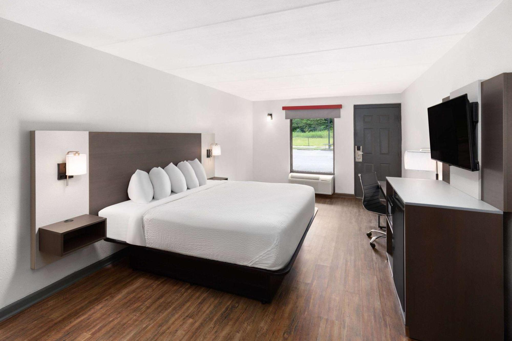فندق Ramada By Wyndham بينبردج المظهر الخارجي الصورة